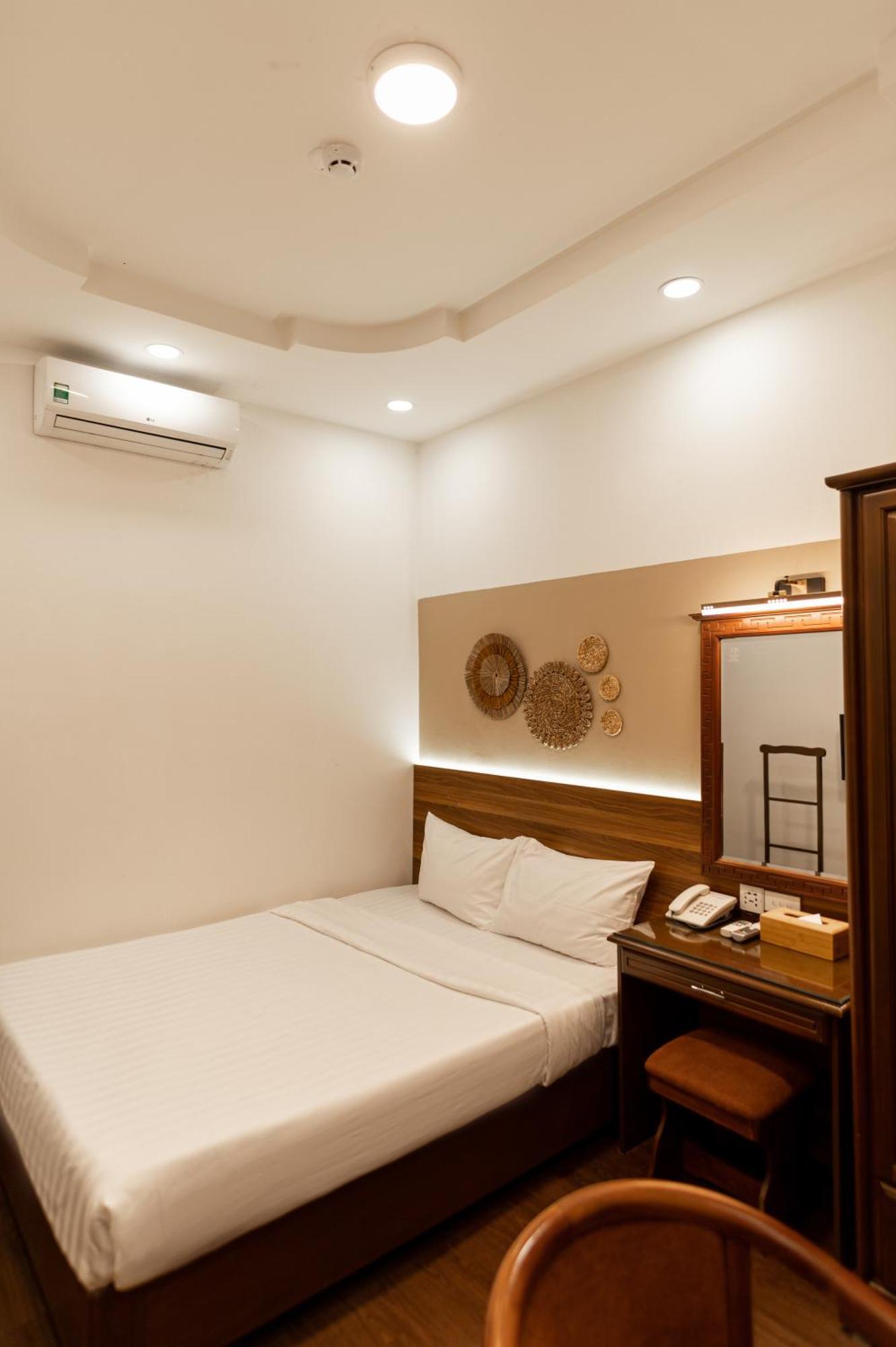 Lantern Hotel TP. Hồ Chí Minh Ngoại thất bức ảnh